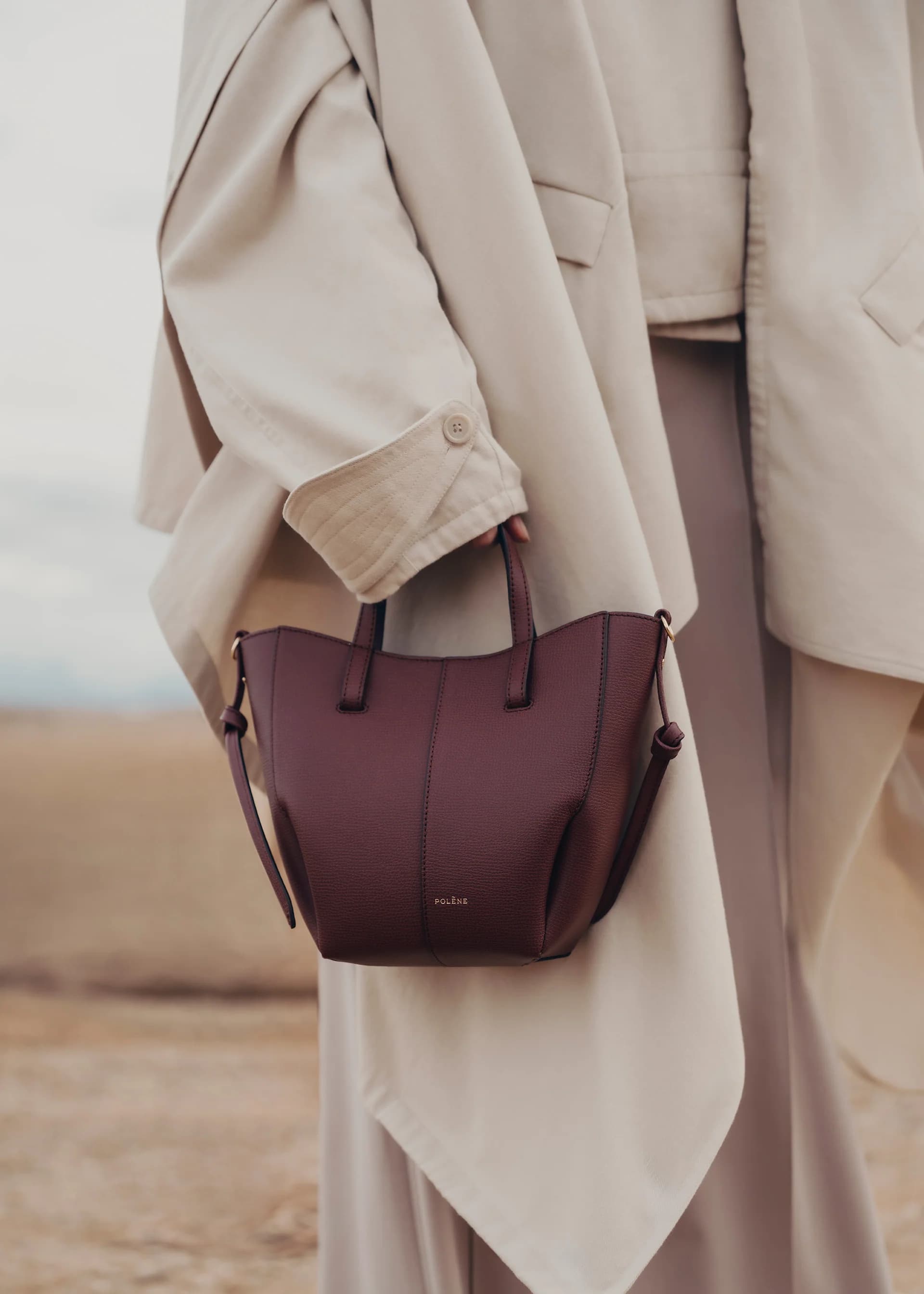 CYME MINI Black Cherry Grained