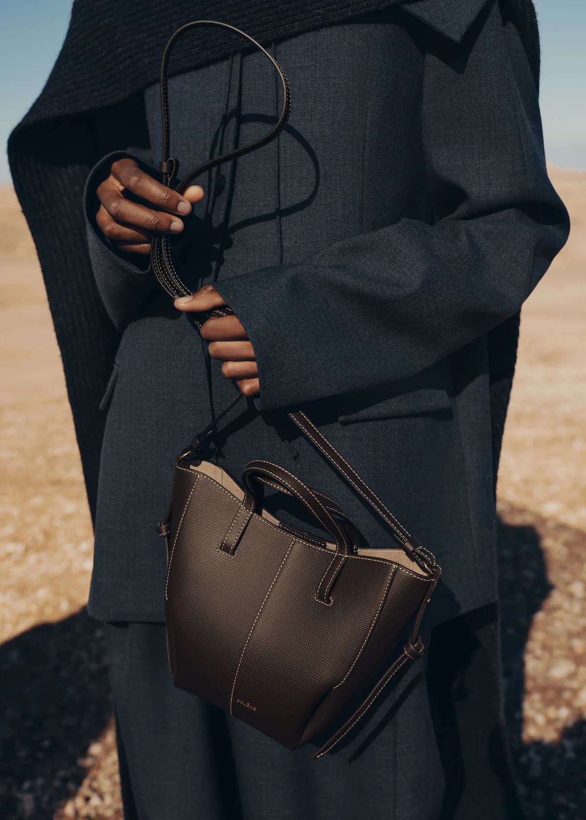 CYME MINI Ebony Grained