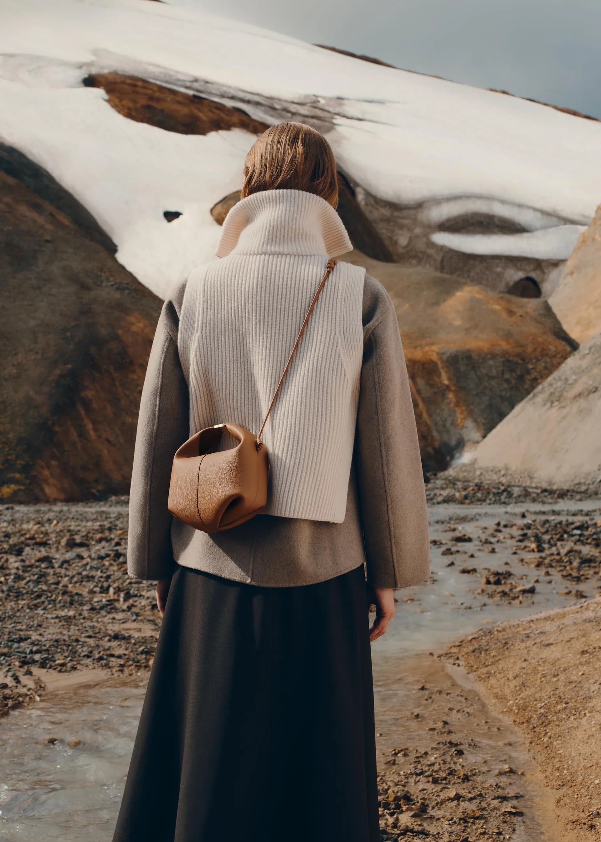 Polène Bag BÉRI BANDOULIÈRE — Camel Grained