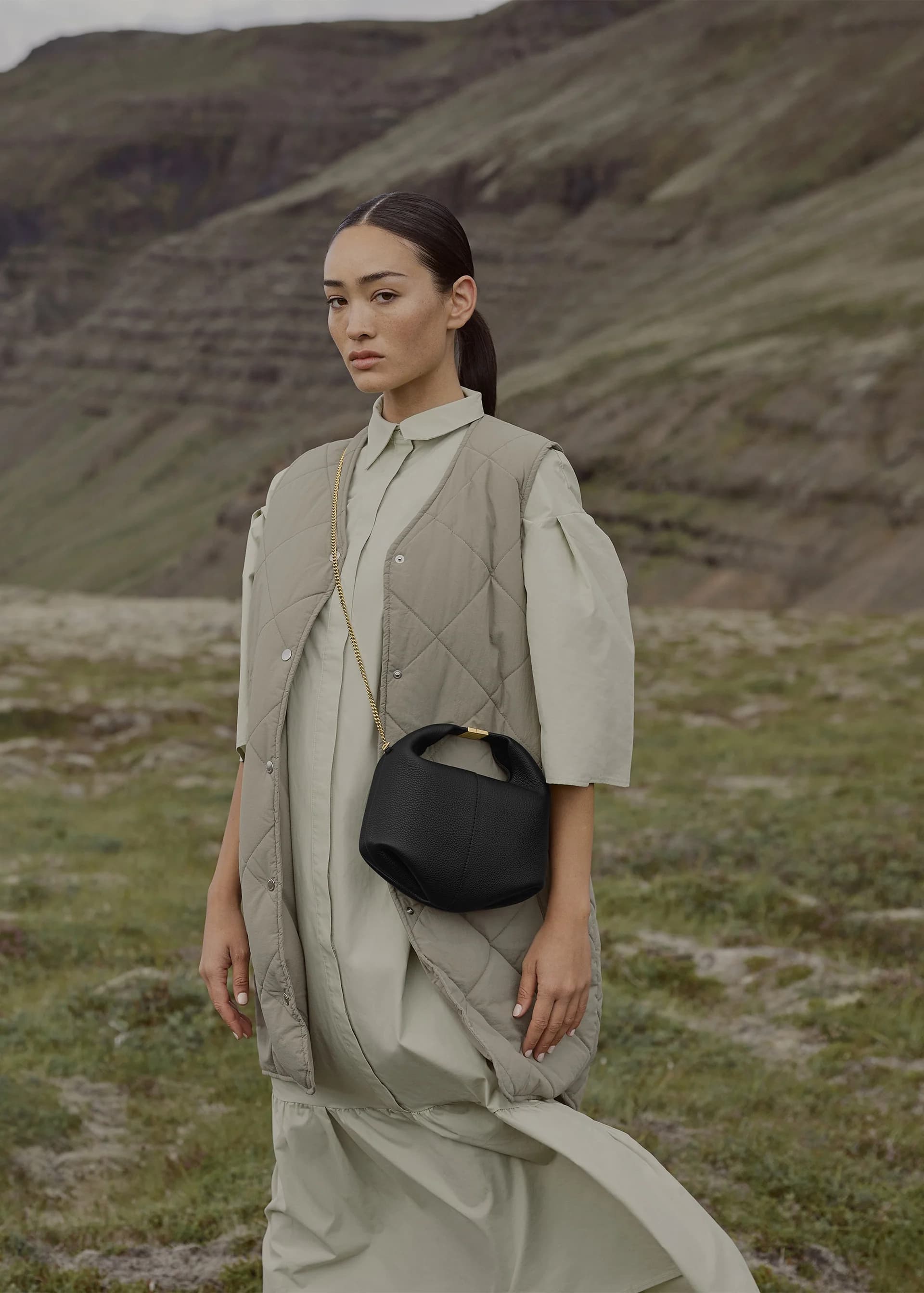 Polène Bag BÉRI CHAÎNE — Black Grained