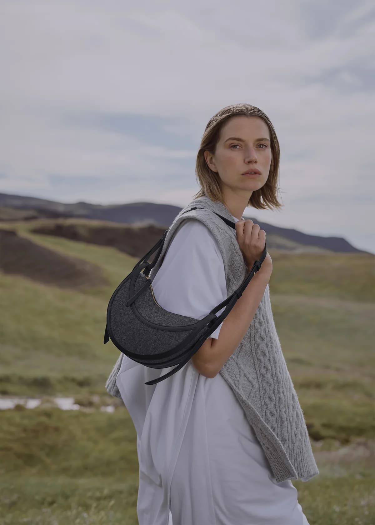 Polène Bag NUMÉRO DIX TISSÉ — Woven Black