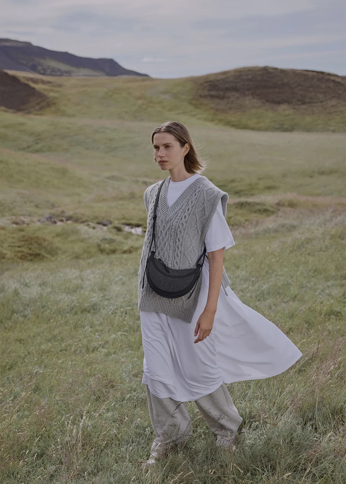 Polène Bag NUMÉRO DIX TISSÉ — Woven Black