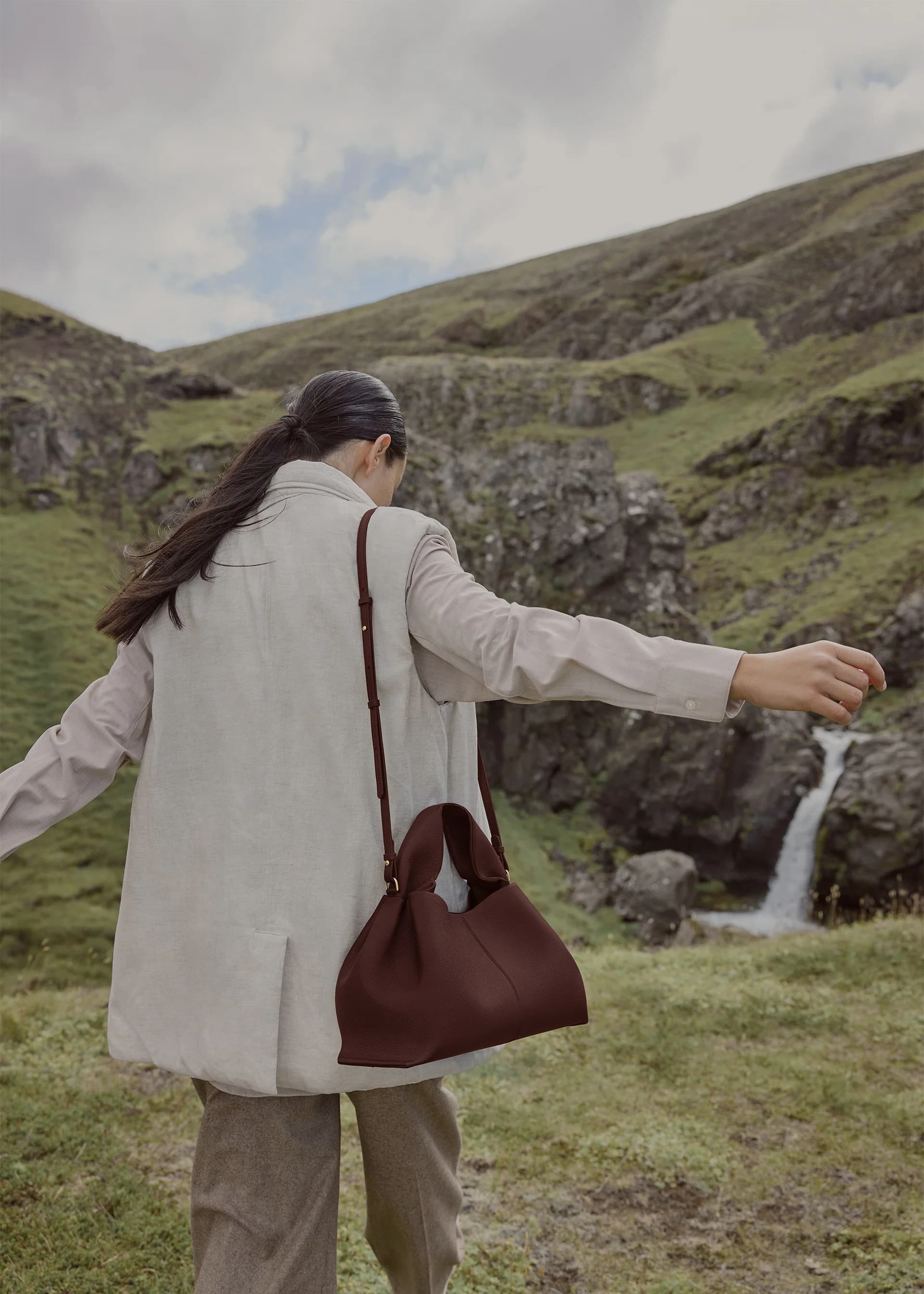 NUMÉRO NEUF Bordeaux Grained